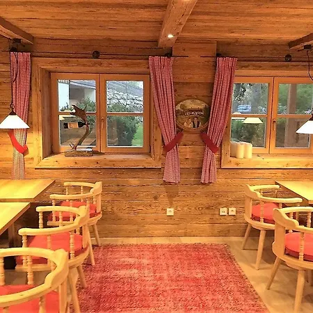 Apartmán Destina-Wohnung-Hl-Klara